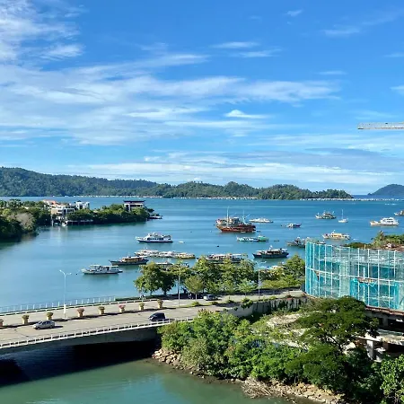 Sunrise Suite Seaview Imago Loft D 3 Bedroom Above Imago Shopping Mall Kota Kinabalu Exterior photo